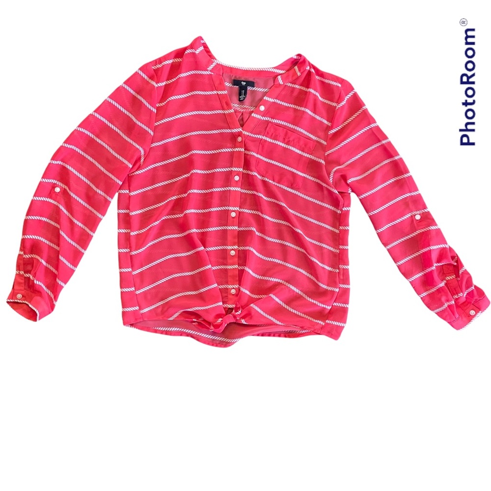 Gap button up, tie knot bottom coral and white striped blouse
